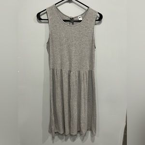 Grey old navy summer dress!